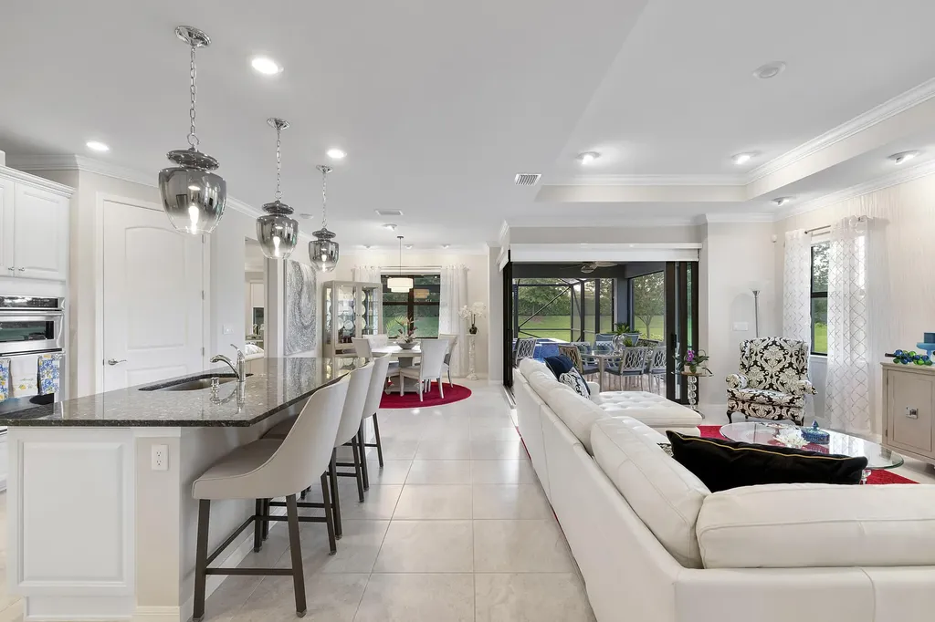 4640 E Pinehurst Trail Trail E Fort Lauderdale FL 33309