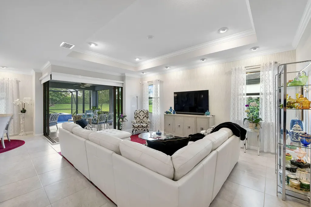 4640 E Pinehurst Trail Trail E Fort Lauderdale FL 33309
