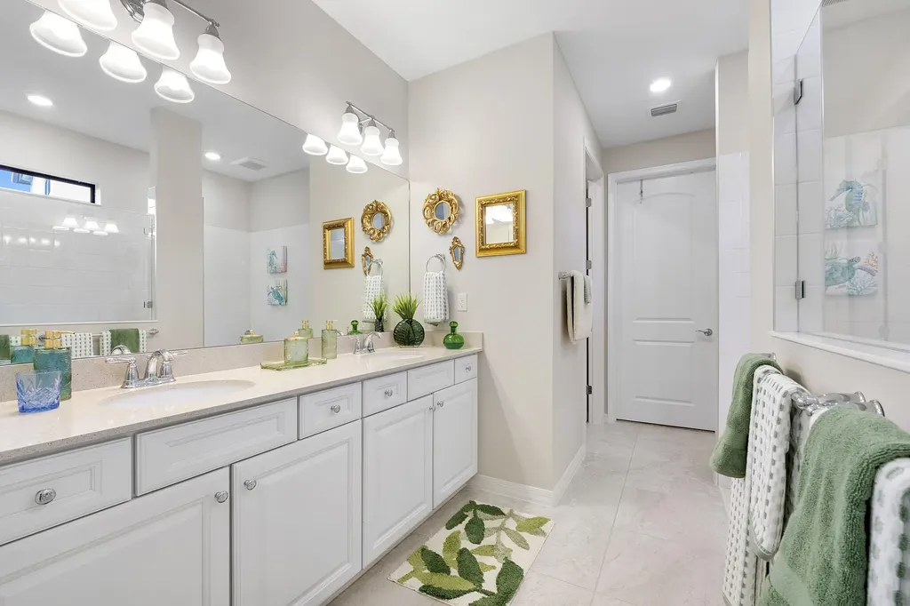 4640 E Pinehurst Trail Trail E Fort Lauderdale FL 33309