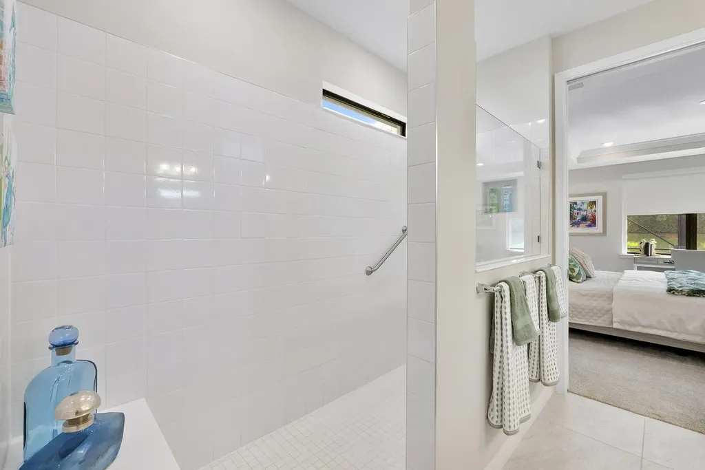 4640 E Pinehurst Trail Trail E Fort Lauderdale FL 33309