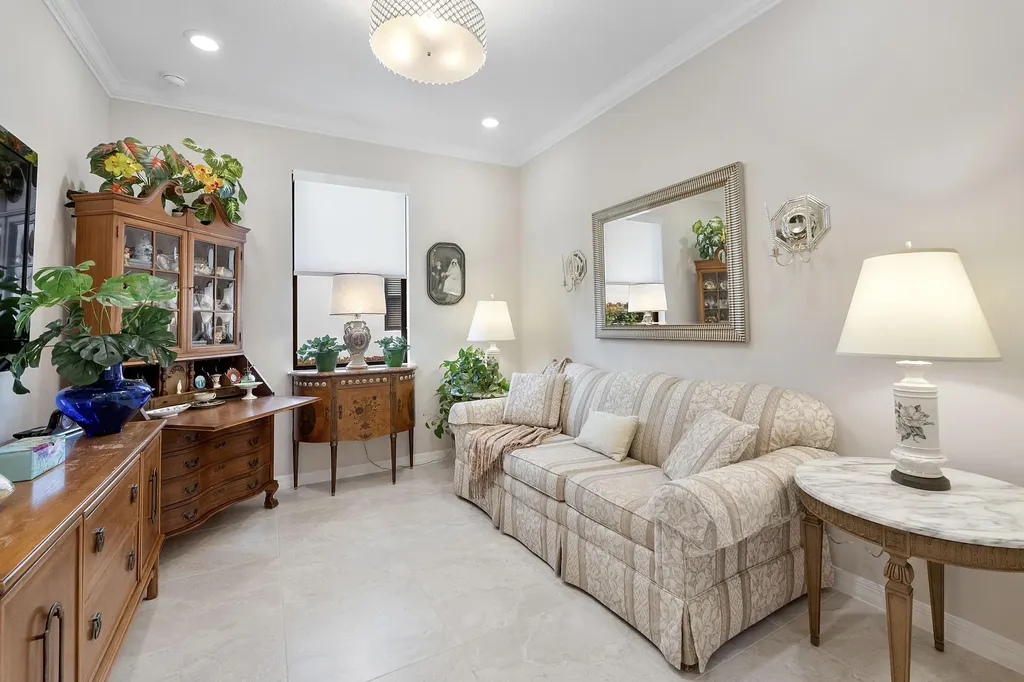 4640 E Pinehurst Trail Trail E Fort Lauderdale FL 33309