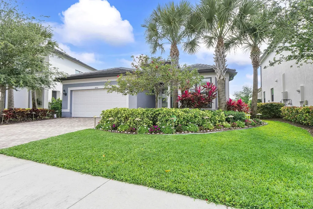 4640 E Pinehurst Trail Trail E Fort Lauderdale FL 33309