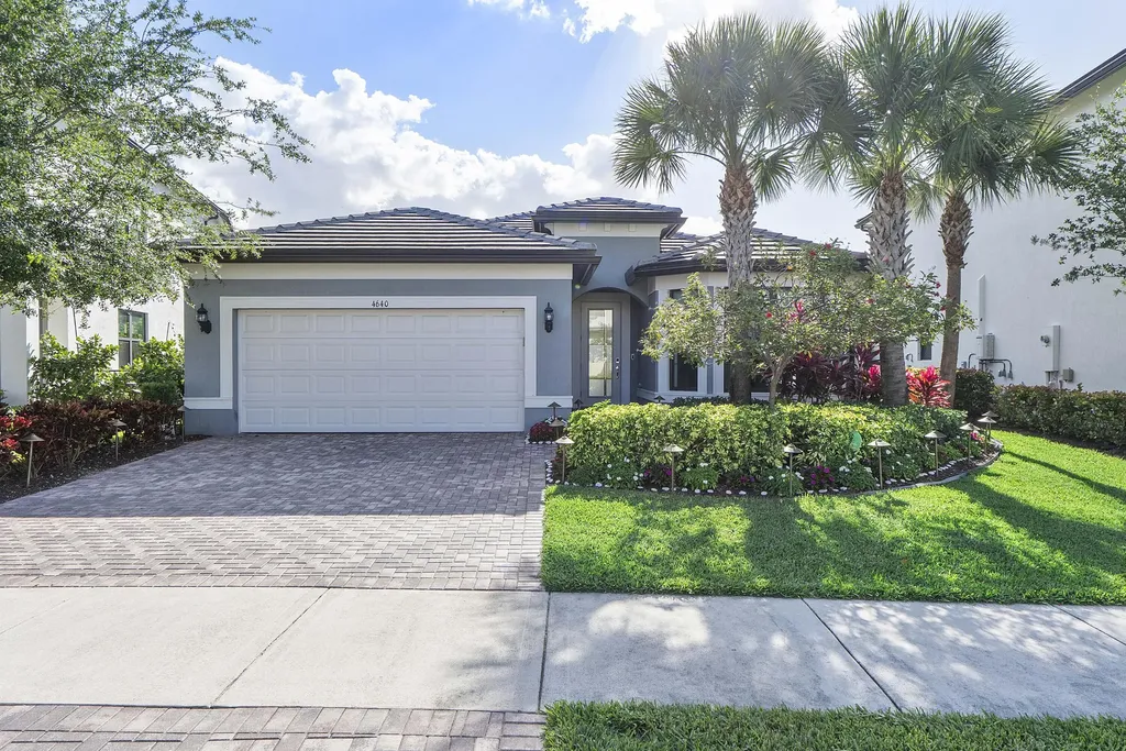 4640 E Pinehurst Trail Trail E Fort Lauderdale FL 33309