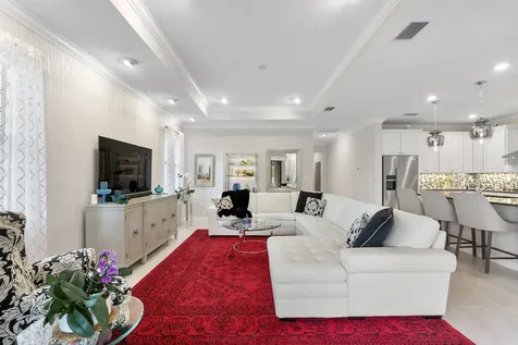 4640 E Pinehurst Trail Trail E Fort Lauderdale FL 33309