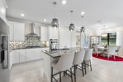 4640 E Pinehurst Trail Trail E Fort Lauderdale FL 33309
