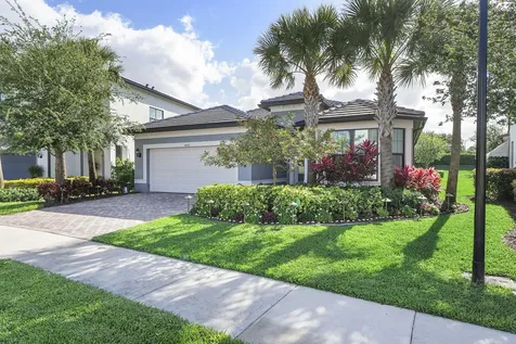 4640 E Pinehurst Trail Trail E Fort Lauderdale FL 33309