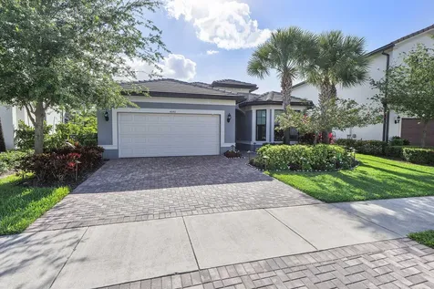 4640 E Pinehurst Trail Trail E Fort Lauderdale FL 33309