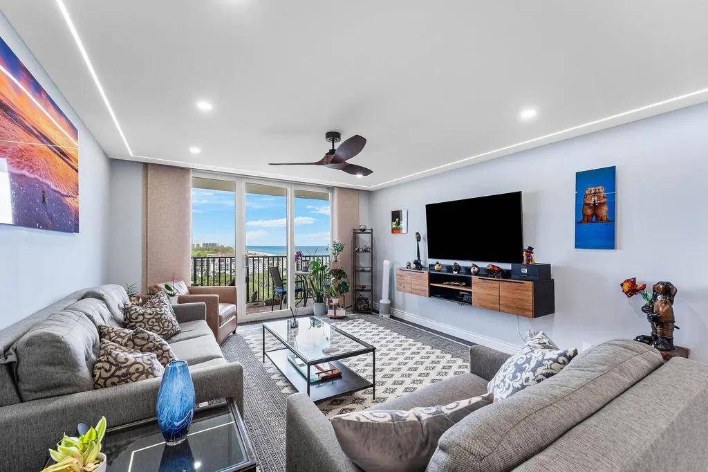 2121 N Ocean Boulevard Boca Raton FL 33431