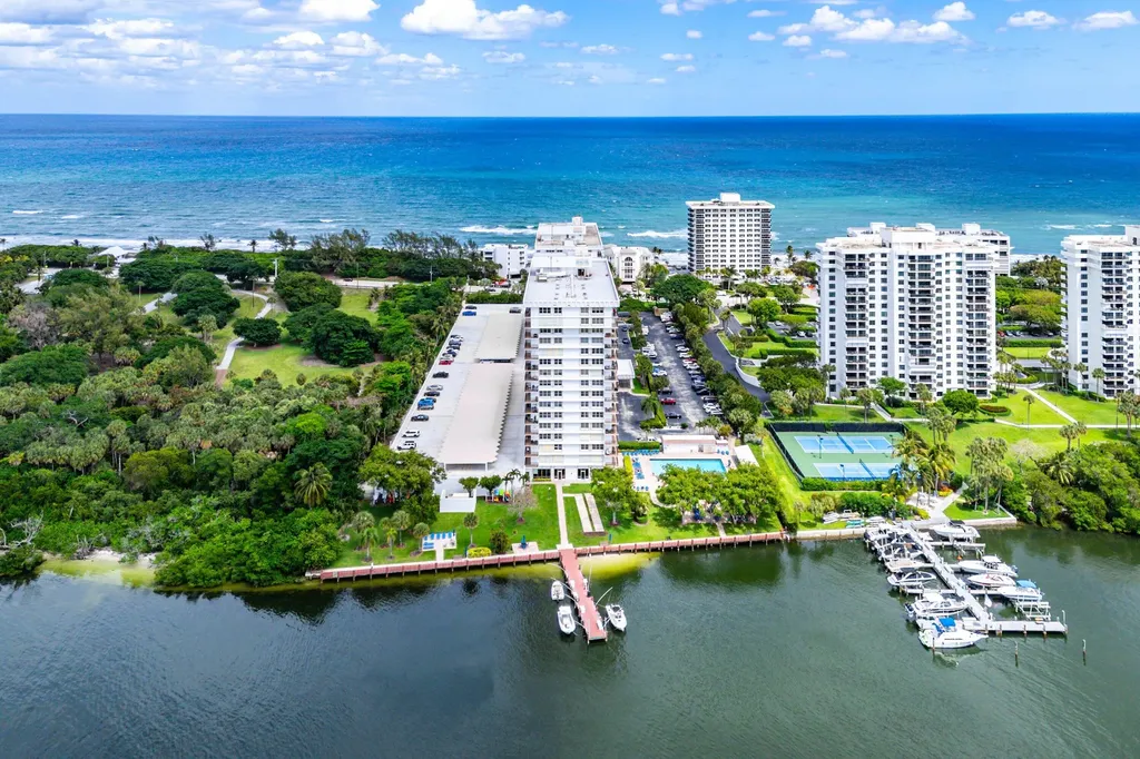 2121 N Ocean Boulevard Boca Raton FL 33431