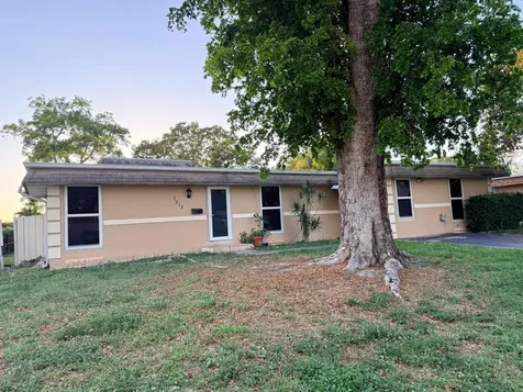 7815 NW 67th Avenue Tamarac FL 33321