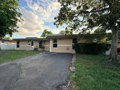 7815 NW 67th Avenue Tamarac FL 33321