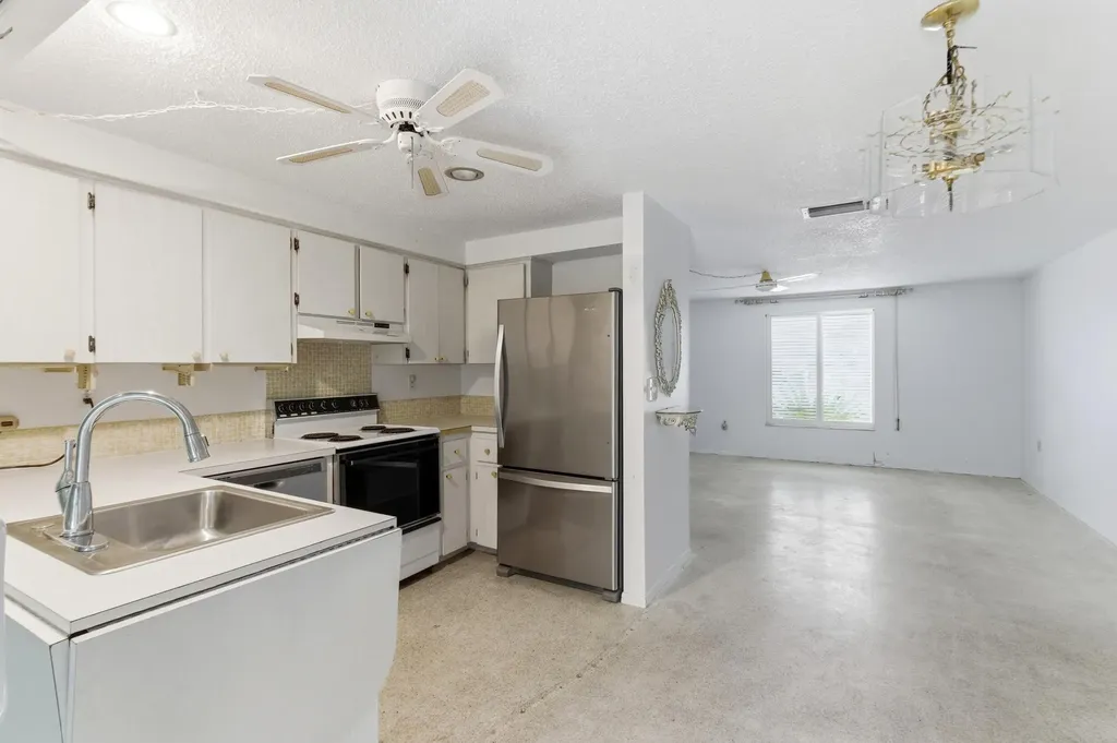 1032 Winsome Road North Fort Myers FL 33903