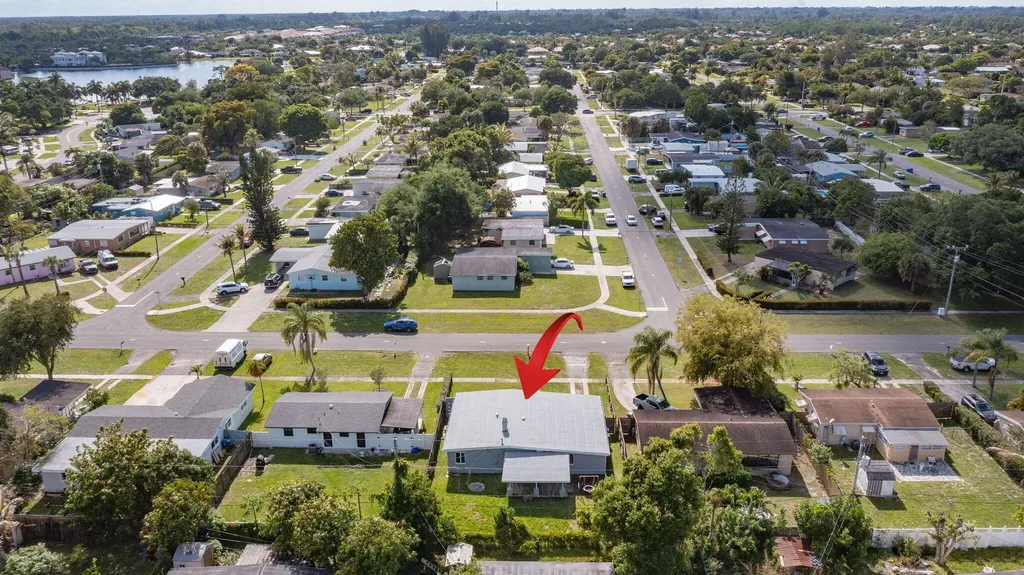 762 Gardenia Drive Royal Palm Beach FL 33411
