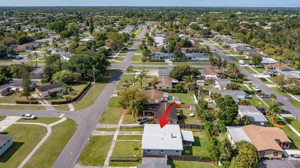 762 Gardenia Drive Royal Palm Beach FL 33411