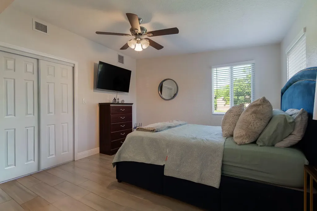 762 Gardenia Drive Royal Palm Beach FL 33411