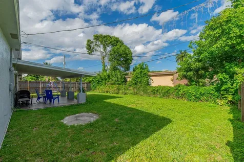762 Gardenia Drive Royal Palm Beach FL 33411