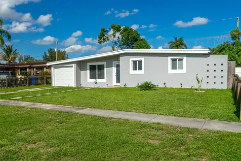 762 Gardenia Drive Royal Palm Beach FL 33411