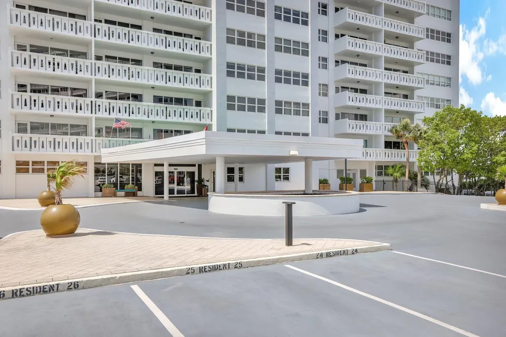 2100 S Ocean Drive Fort Lauderdale FL 33316