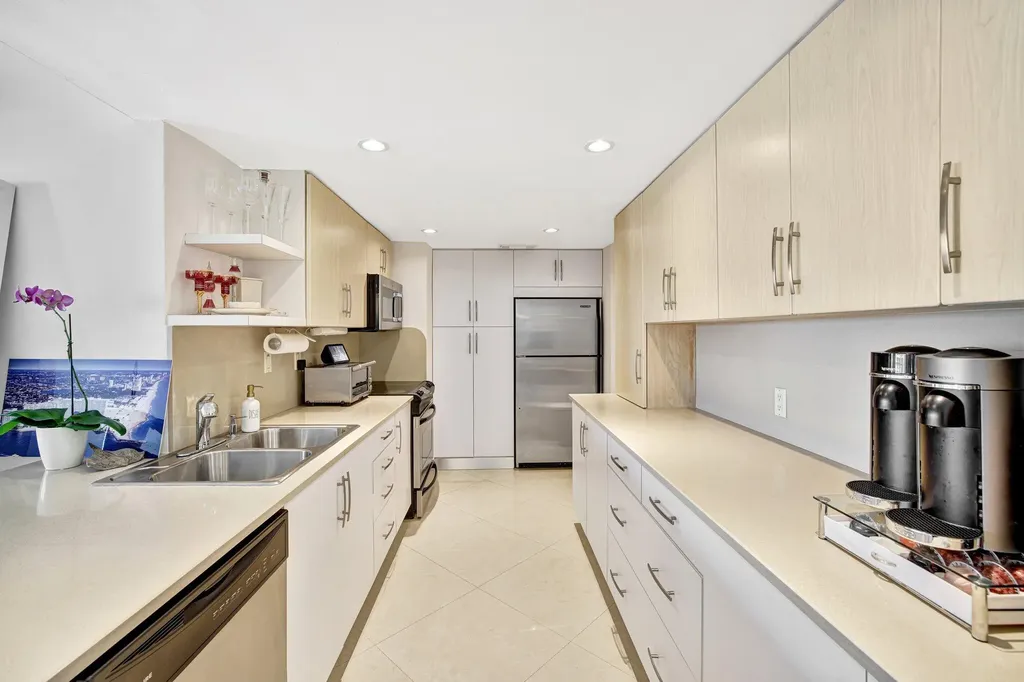 2100 S Ocean Drive Fort Lauderdale FL 33316