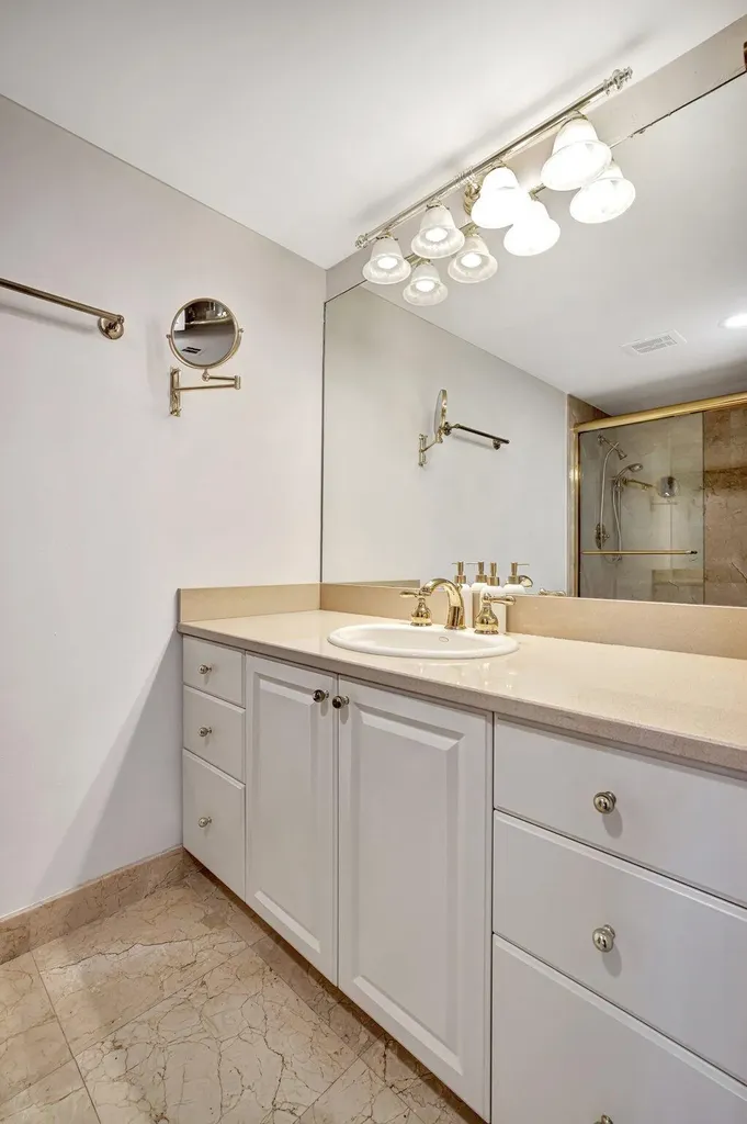 2100 S Ocean Drive Fort Lauderdale FL 33316