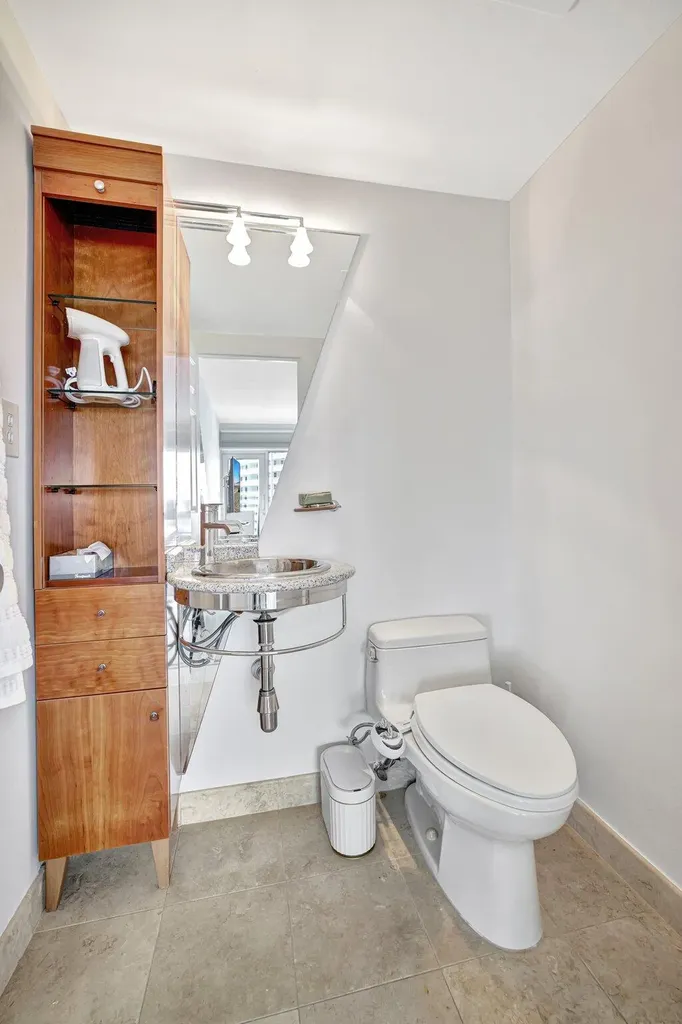2100 S Ocean Drive Fort Lauderdale FL 33316