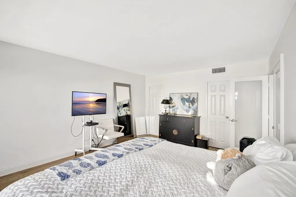 2100 S Ocean Drive Fort Lauderdale FL 33316