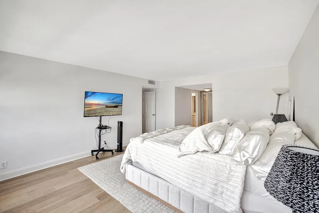 2100 S Ocean Drive Fort Lauderdale FL 33316