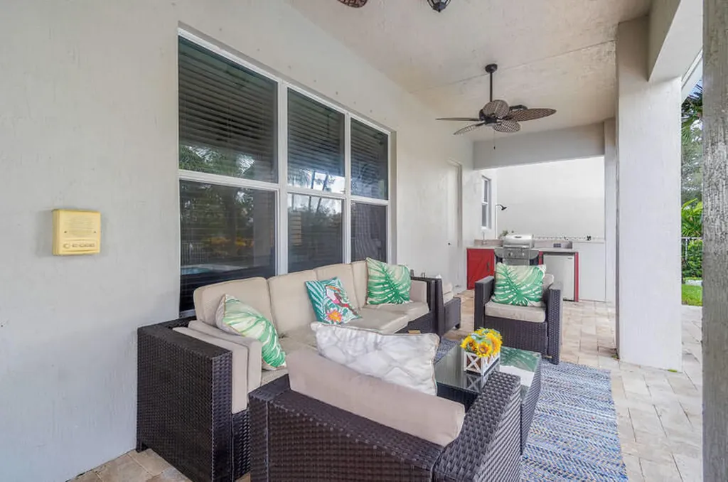 9271 Madewood Court West Palm Beach FL 33411