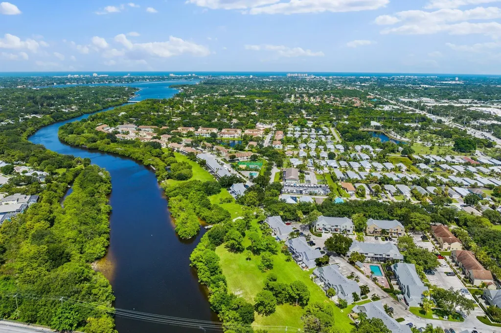 6158 Riverwalk Lane Jupiter FL 33458