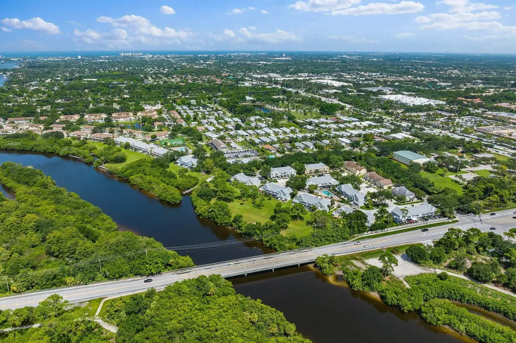 6158 Riverwalk Lane Jupiter FL 33458