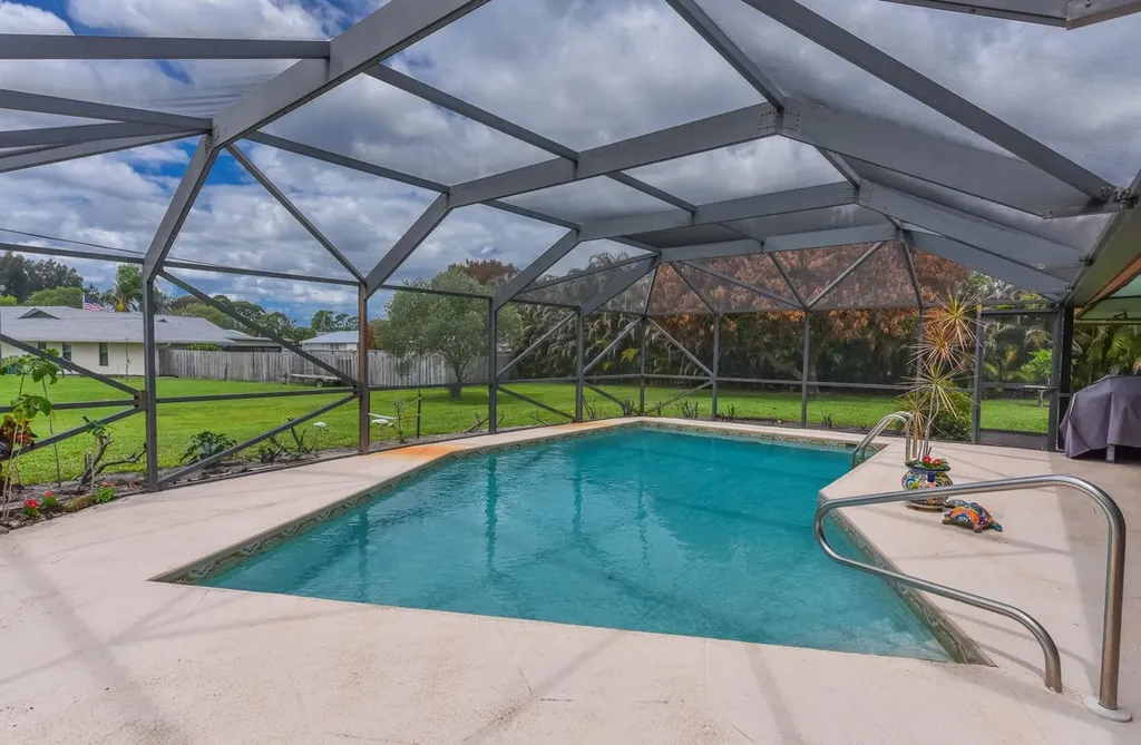2142 SE Bryson Avenue Port St Lucie FL 34952