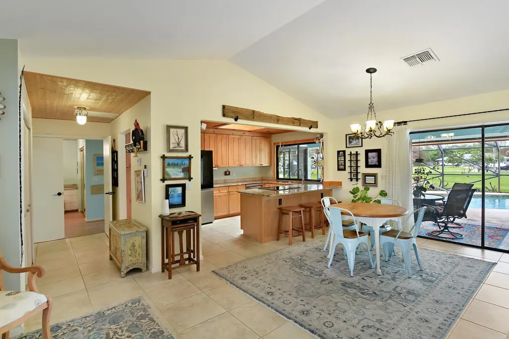 2142 SE Bryson Avenue Port St Lucie FL 34952