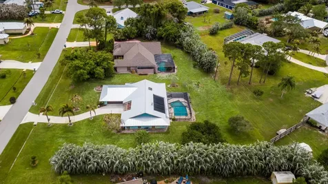 2142 SE Bryson Avenue Port St Lucie FL 34952