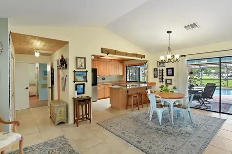 2142 SE Bryson Avenue Port St Lucie FL 34952