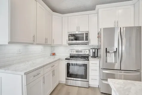 18930 NW 10th Terrace Pembroke Pines FL 33029
