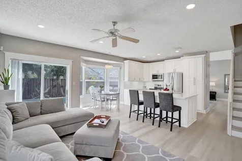 18930 NW 10th Terrace Pembroke Pines FL 33029
