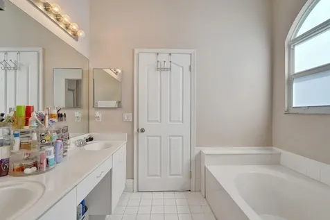 18930 NW 10th Terrace Pembroke Pines FL 33029
