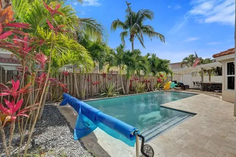 18930 NW 10th Terrace Pembroke Pines FL 33029