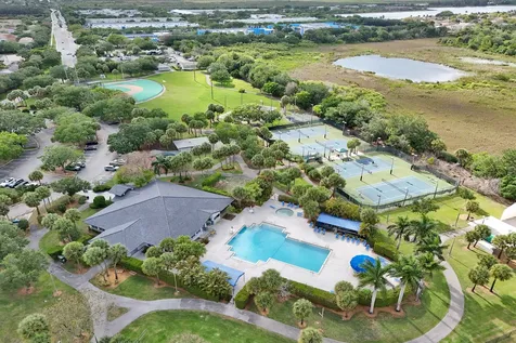 18930 NW 10th Terrace Pembroke Pines FL 33029