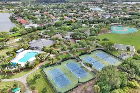 18930 NW 10th Terrace Pembroke Pines FL 33029