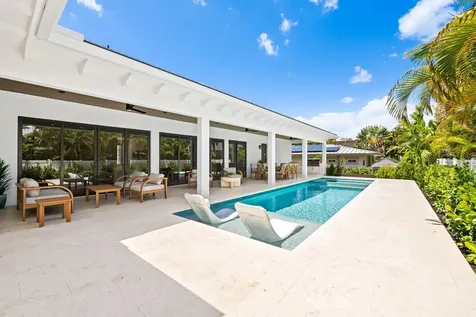 2725 NE 28th Street Fort Lauderdale FL 33306