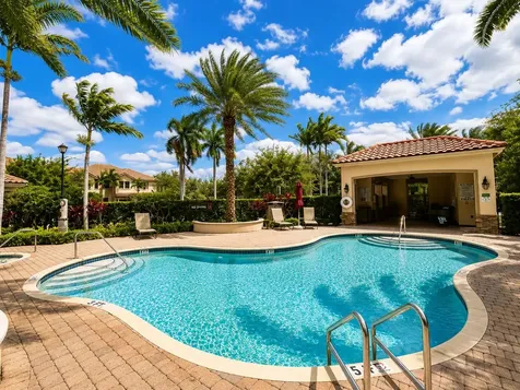 5985 NW 56th Court Tamarac FL 33319