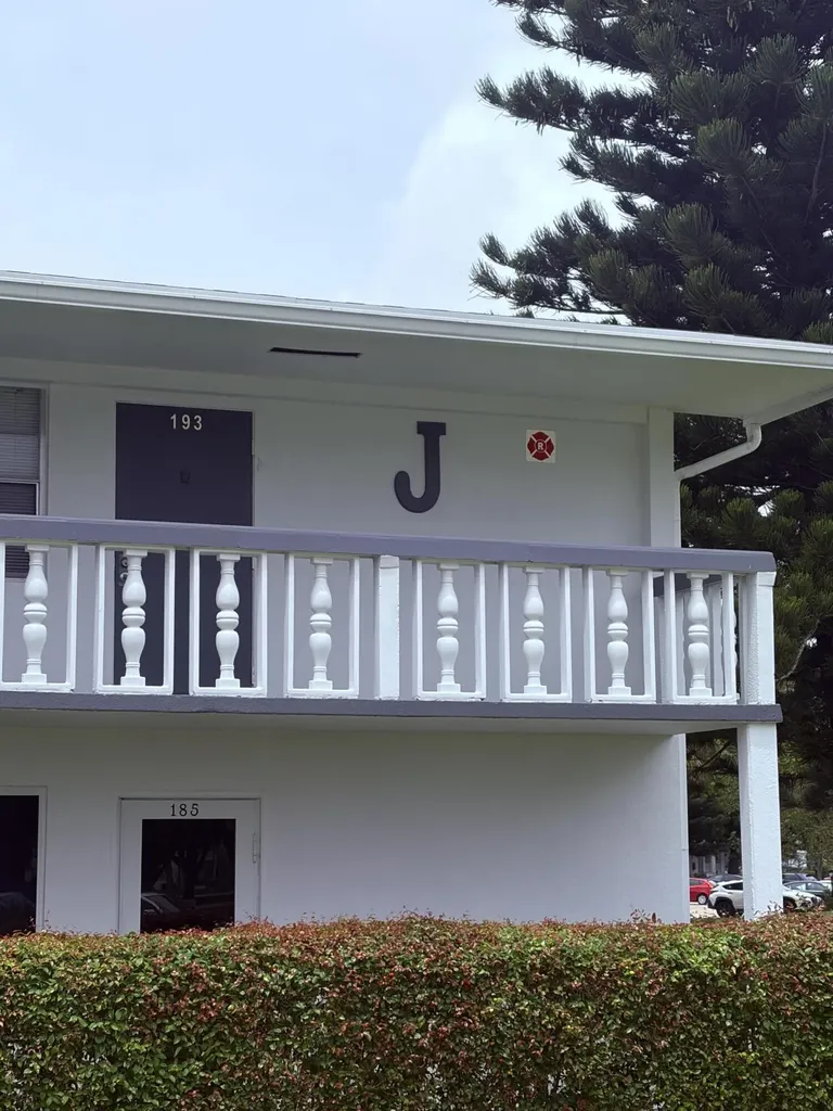 193 Prescott J Deerfield Beach FL 33442