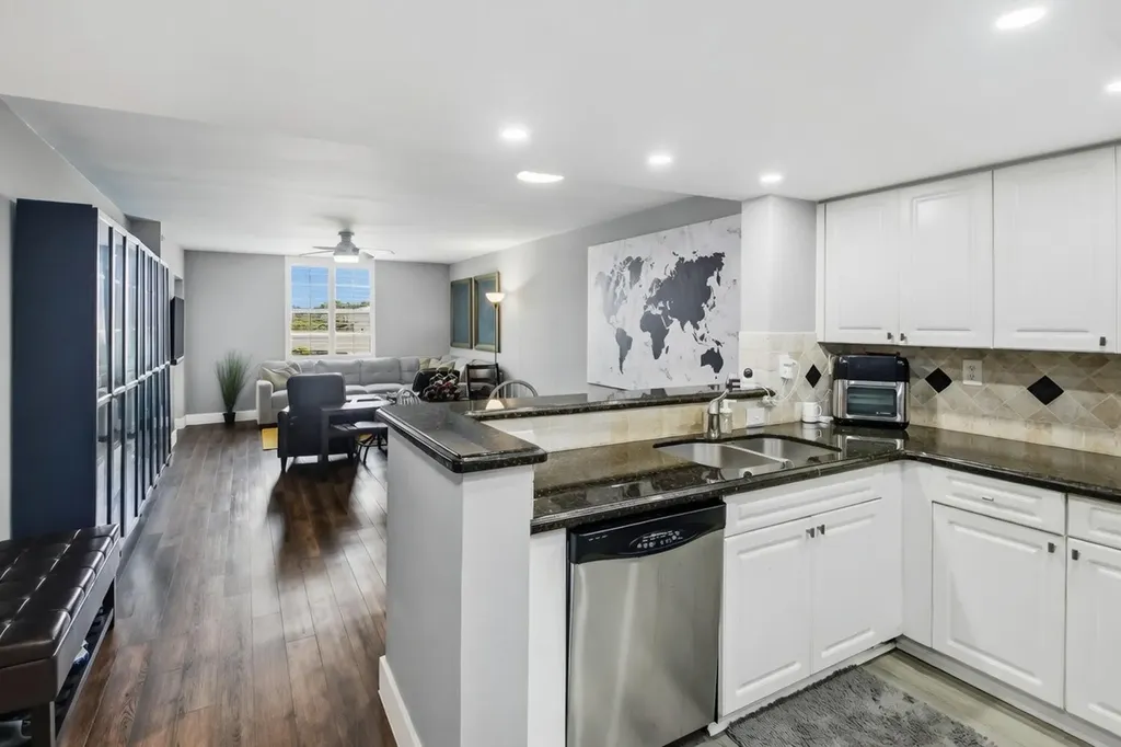 520 SE 5th Avenue Fort Lauderdale FL 33301