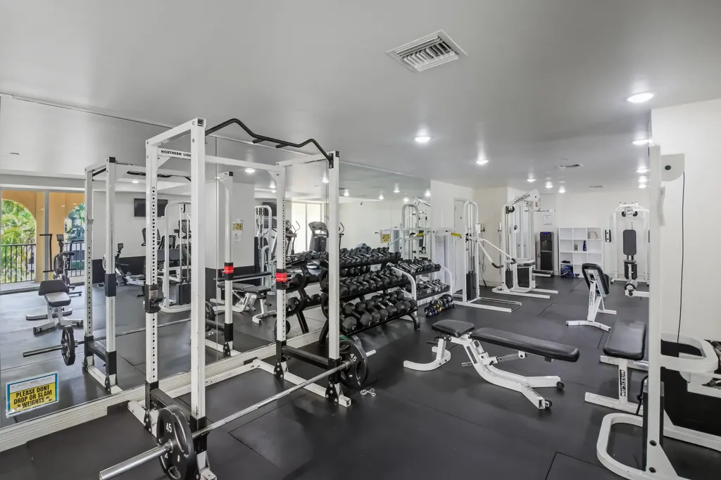 520 SE 5th Avenue Fort Lauderdale FL 33301