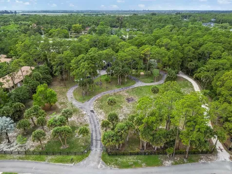 1339 Gallop Drive Loxahatchee FL 33470