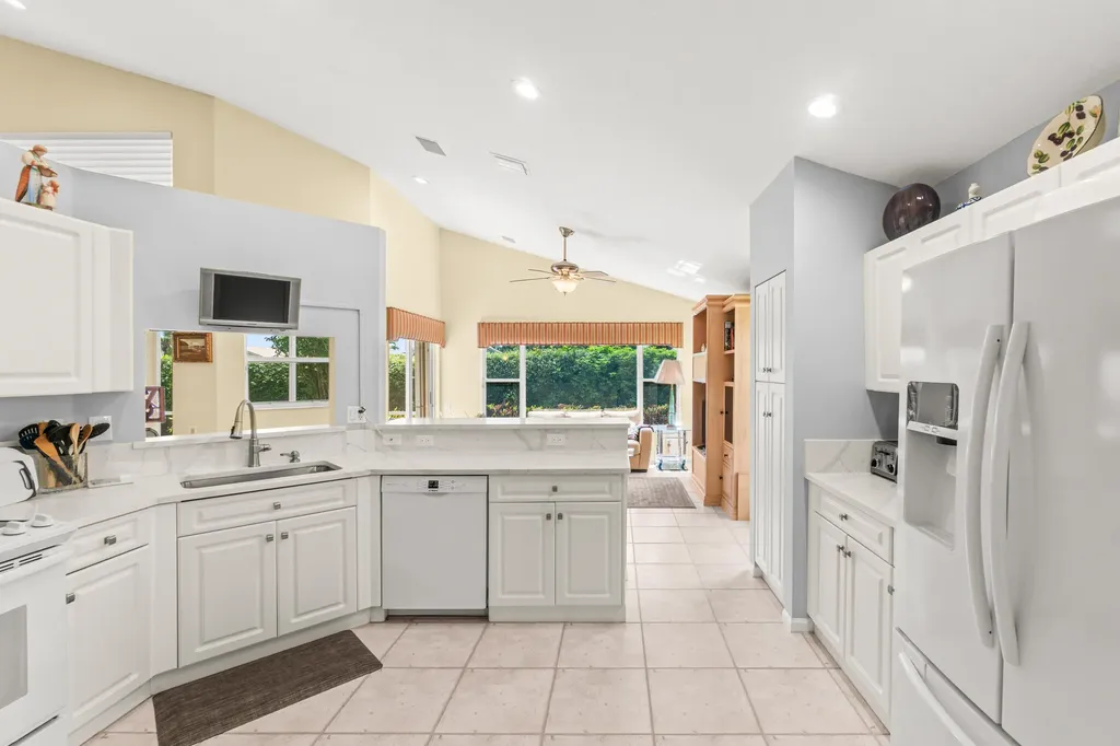 6952 Grenelefe Road Boynton Beach FL 33437