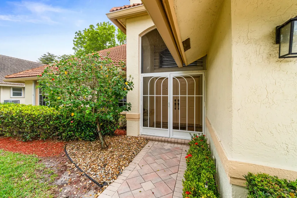 6952 Grenelefe Road Boynton Beach FL 33437