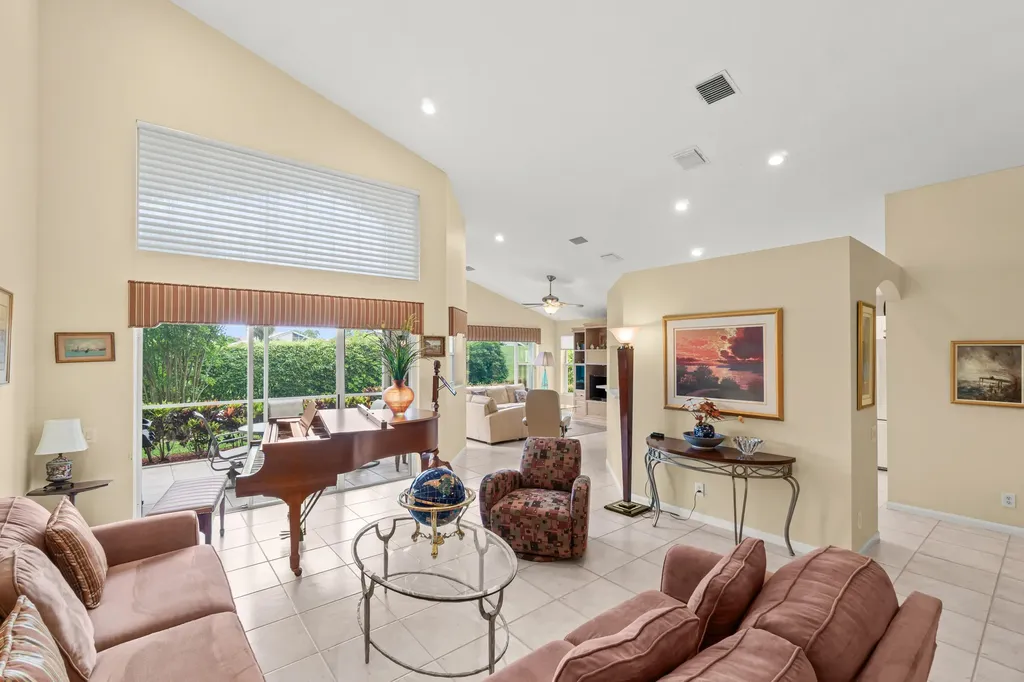 6952 Grenelefe Road Boynton Beach FL 33437