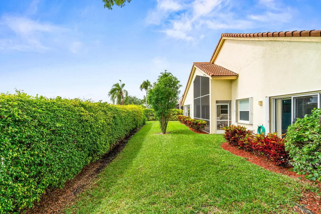 6952 Grenelefe Road Boynton Beach FL 33437